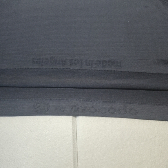 Avocado Gray Crop Muscle Tee Size M #366 - Picture 2 of 4